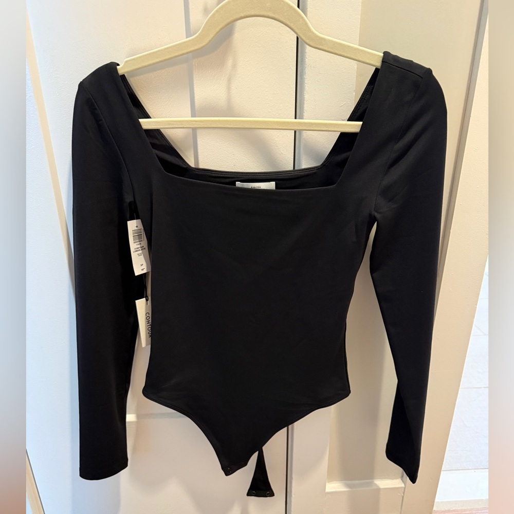 Aritzia Contour Squareneck Long Sleeve Bodysuit